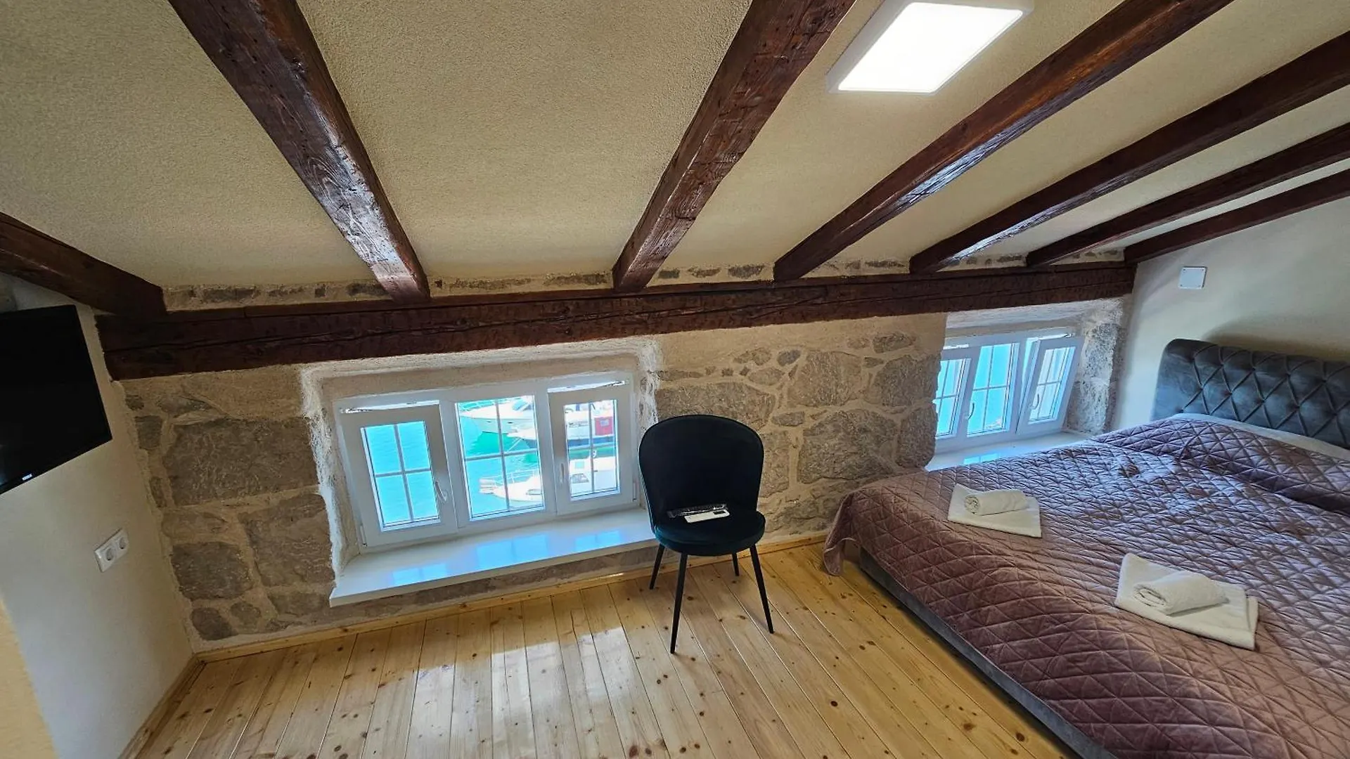 Villa Gaj Omisalj 0*,