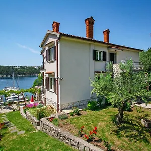  Apartman Marija By Interhome