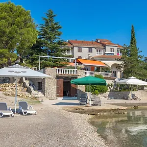 Pensjonat Jadranka, Omišalj
